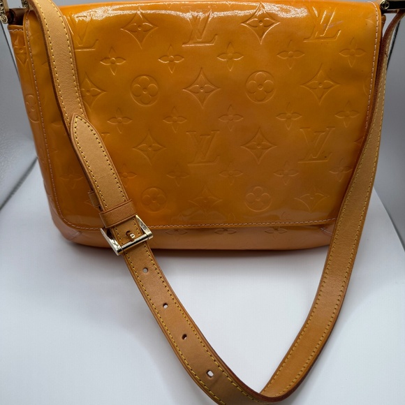 Louis Vuitton Yellow Thompson Patent Vernis Shoulder Bag - Picture 1 of 13